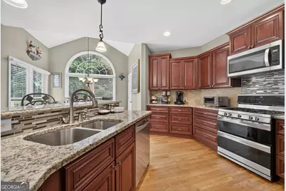 476 Mountain Oaks Parkway, Stone Mountain, GA 30087 - Photo 4