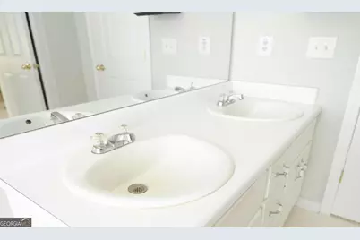 45 Avery Drive, Covington, GA 30016 - Photo 18