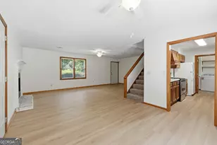 130 Fieldview Dr, Mount Airy, GA 30563 - Photo 8