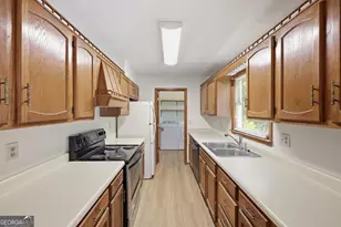 130 Fieldview Dr, Mount Airy, GA 30563 - Photo 10