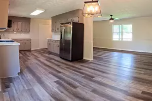 1163 Fairlane Dr, Louisville, GA 30434 - Photo 8
