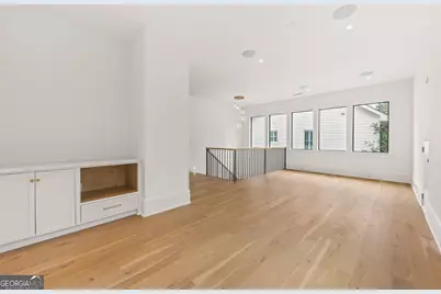 4550 Jolyn Place, Sandy Springs, GA 30342 - Photo 38