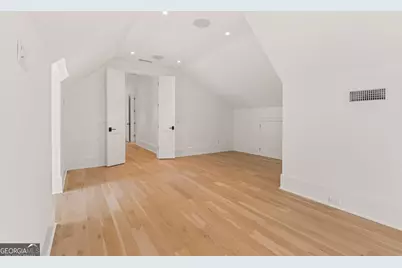 4550 Jolyn Place, Sandy Springs, GA 30342 - Photo 60