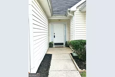 1630 Isleworth Circle, Atlanta, GA 30349 - Photo 2