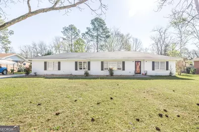 1402 Knoxville Street, Fort Valley, GA 31030 - Photo 1