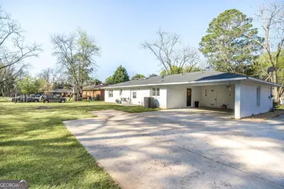 1402 Knoxville Street, Fort Valley, GA 31030 - Photo 24