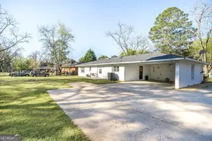 1402 Knoxville St, Fort Valley, GA 31030 - Photo 24