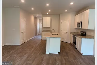 8318 Columbia Court, Palmetto, GA 30268 - Photo 2