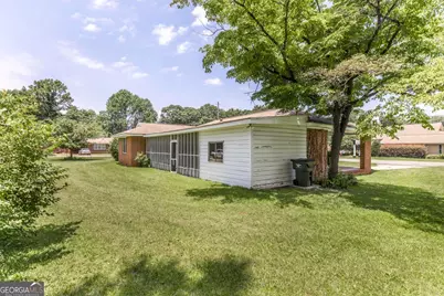 415 Bernard Drive, Warner Robins, GA 31093 - Photo 10