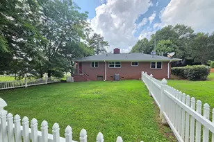 372 Fore Acre St, Cornelia, GA 30531 - Photo 2