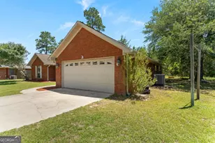 107 Shallowford Cir, Hinesville, GA 31313 - Photo 4