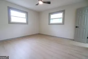 4396 Greenleaf Circle, Atlanta, GA 30331 - Photo 16