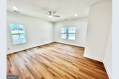 204 Custer Circle, Griffin, GA 30223 - Photo 10