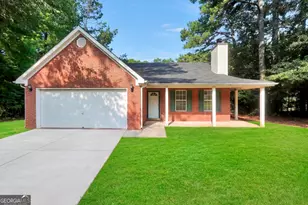 208 Drake Elm Ct, Hampton, GA 30228 - Photo 1