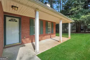 208 Drake Elm Ct, Hampton, GA 30228 - Photo 8