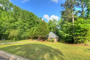239 Old Pond Rd, Lagrange, GA 30241 - Photo 2