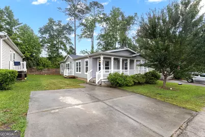 109 Willow Drive E, Newnan, GA 30263 - Photo 2