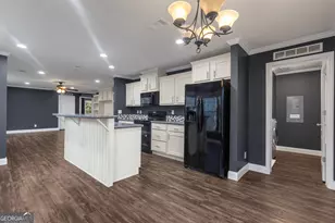 109 Willow Dr E, Newnan, GA 30263 - Photo 10