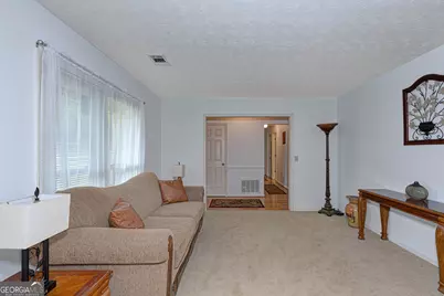 4309 Castlewood Court, Columbus, GA 31907 - Photo 4
