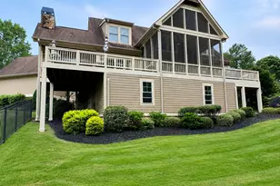 63 Timber Ridge Dr, Toccoa, GA 30577 - Photo 4