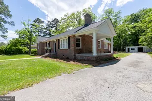 375 Palmer St SW, Pelham, GA 31779 - Photo 2