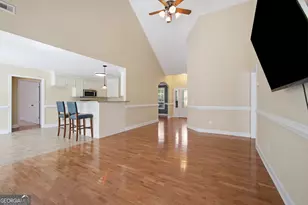 208 Stonington Dr, Mount Airy, GA 30563 - Photo 8