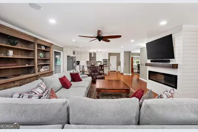 2193 W Ponce De Leon Avenue, Decatur, GA 30030 - Photo 6