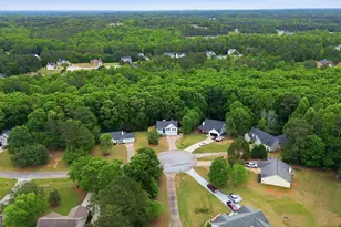 1026 Carriage Way, Loganville, GA 30052 - Photo 6