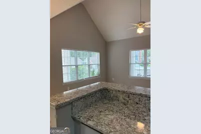 565 N Fairfield Drive, Peachtree City, GA 30269 - Photo 6