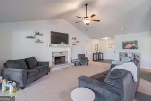 327 Skyview Dr, Winterville, GA 30683 - Photo 4