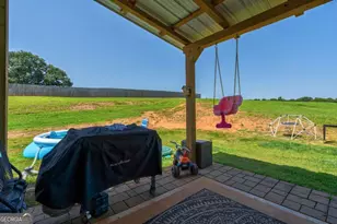 327 Skyview Dr, Winterville, GA 30683 - Photo 38