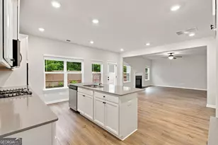 4806 Sultanta SW, Atlanta, GA 30331 - Photo 10