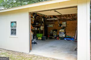 307 Pinewood Dr, Dublin, GA 31021 - Photo 6