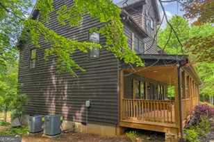 946 Riverdale Rd, Toccoa, GA 30577 - Photo 12