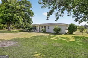 615 Pinewood Dr, Brooklet, GA 30415 - Photo 2