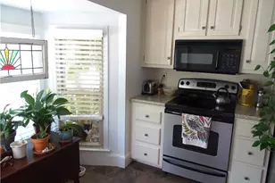 410 Forestgate Ct, Sandy Springs, GA 30350 - Photo 2