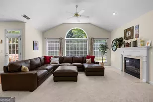 1610 Cascade Overlook, Peachtree City, GA 30269 - Photo 8