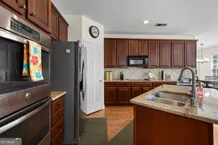 1610 Cascade Overlook, Peachtree City, GA 30269 - Photo 16