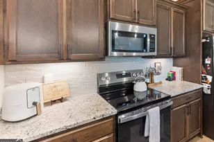 403 Cannon Pt Dr, Bonaire, GA 31005 - Photo 12