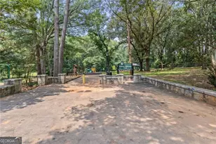 1376 Everett Pl SW, Atlanta, GA 30310 - Photo 28