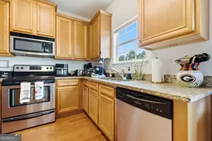 3532 Cragstone Rd, Lithonia, GA 30038 - Photo 16