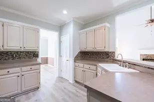 1748 Christiana Dr, Lawrenceville, GA 30043 - Photo 12