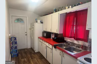 1107 Elizabeth Street, Waycross, GA 31503 - Photo 6