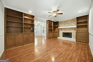 260 Barrington Dr E, Roswell, GA 30076 - Photo 4