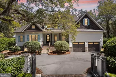 306 Broadway Street, Saint Simons, GA 31522 - Photo 2