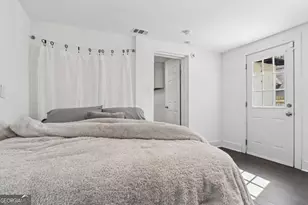 730 E 38th St, Savannah, GA 31401 - Photo 22