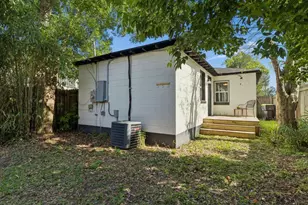 730 E 38th St, Savannah, GA 31401 - Photo 34