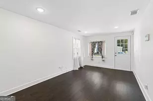 730 E 38th St, Savannah, GA 31401 - Photo 10