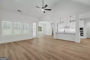347 Crestwood Rd, Tyrone, GA 30290 - Photo 6