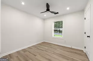7118 Pineneedle Dr SW, Covington, GA 30014 - Photo 12